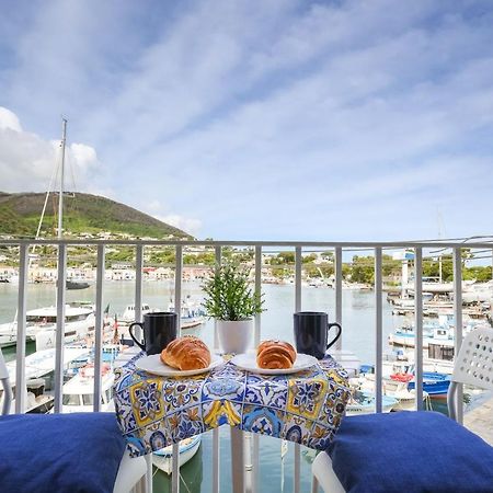 Appartamento Panoramico La Rosa Dei Venti - Maestrale Ischia Exteriér fotografie